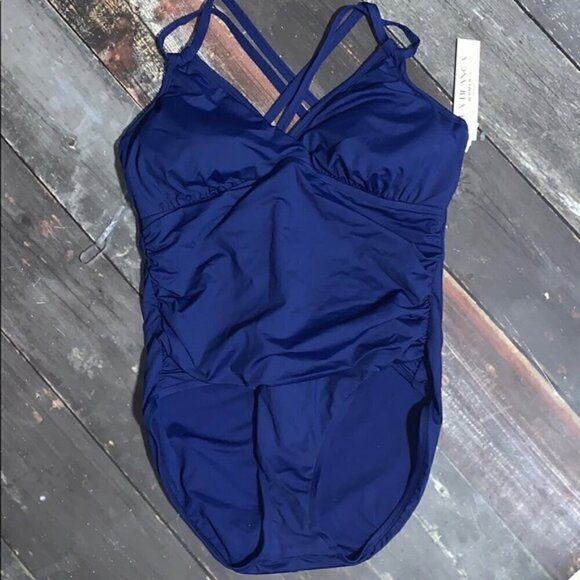 NWT La Blanca  Island Goddess One Piece Swimsuit size 16W - Picture 3 of 3